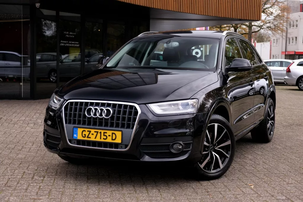Audi Q3 2.0 TFSI quattro S Edition/Pano/trekhaak/S-Line/Xenon/Stoelverwarming/Leder