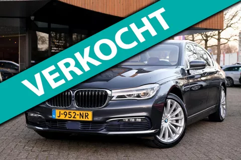 BMW 7-serie 740i High Executive ACC Massage Harman Kardon 360&deg; Camera Luchtvering