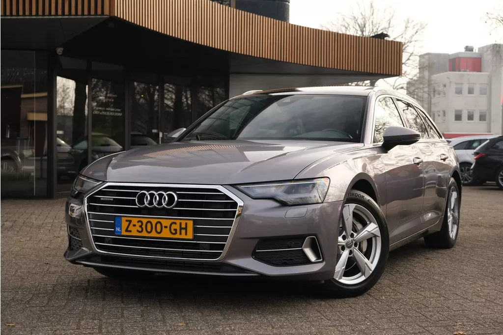 Audi A6 Avant 50 TDI quattro Business edition|RIJKLAAR!|Pano|Trekhaak|Camera|Dodehoekdetectie|6-Cilinder