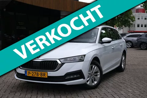Skoda Octavia Combi 1.5 e-TSI Business Edition|Rijklaar!|Trekhaak|Sfeer|Carplay|Schakelpaddles|Rijstrooksensor