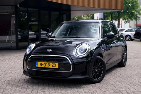 Mini 5-Deurs 1.5 One Business Edition|Rijklaar!|Carplay|Cruise|Navi|LED|MINI UNION JACK achterlichten