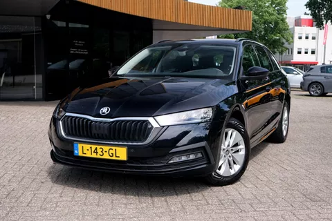 Skoda Octavia Combi 1.0 e-TSI Business Edition|Rijklaar!|DigiDash|Trekhaak|Apple Carplay|Android Auto|PDC