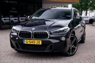 BMW X2 SDrive20i High Executive|Rijklaar!|M-Pakket|HUD|Trekhaak|Stoelverwarming|Schintzler