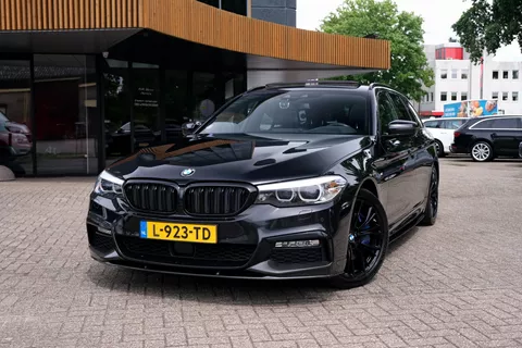 BMW 5-serie Touring 540i xDrive High Executive/ACC/Pano/Stoelventilatie/HUD/HarmanKardon/Trekhaak/