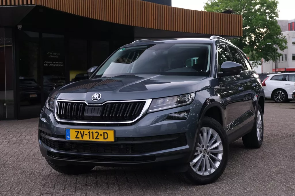Skoda Kodiaq 1.5 TSI Sportline Business |7-Zits|Rijklaar!|Camera|Trekhaak|Stoelverwarming V+A|Carplay