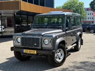 Land Rover Defender 2.5 TD5 110 SW XTech|Rijklaar!|9-Zits|Schuifdak|Trekhaak|Stoelverwarming|Nieuwe APK+Beurt|2e Eigenaar!