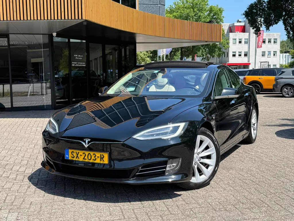 Tesla Model S 75D Base|Rijklaar!|SoH91%|FSD3|Luchtvering|Pano|333PK!|AWD|Camera