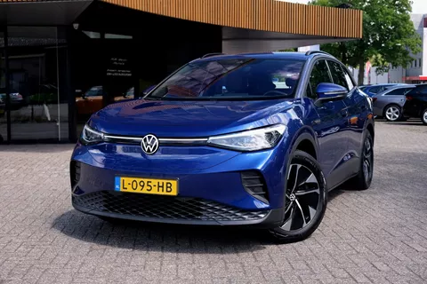 Volkswagen ID.4 Life 77 kWh|RIJKLAAR!|ACC|Trekhaak|SoH91%|Winterpakket|Standkachel|Carplay|Ando