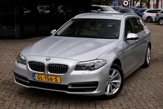 BMW 5-serie Touring 520i Executive/NW.Ketting/Xenon/Trekhaak/Stoelverwarming/Clima/PDC