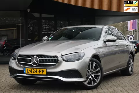 Mercedes-Benz E-klasse 300 e Business Solution AMG/360&deg;Camera/Sfeerverlichting/Head-Up/Trekhaak/