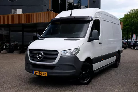 Mercedes-Benz SPRINTER 316 2.2 CDI L2H1/MARGE/Camera//Treeplanken/Trekhaak/LM Velgen/Zonneklep/Automaat/3-Zits/Carplay/Euro6