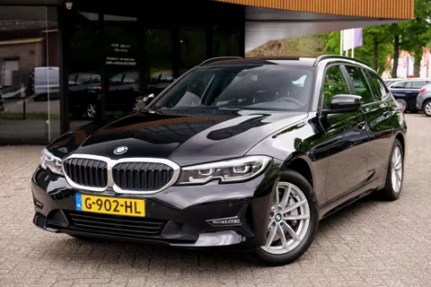 BMW 3-serie Touring 330i Introduction High Executive Edition/Sportstoelen/Leder/Carplay/